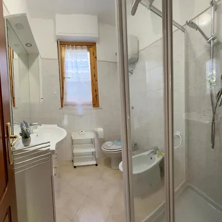 Apartmán Fronte Mare Con Veranda Orata *