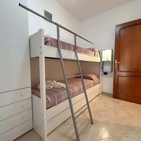 Apartmán Fronte Mare Con Veranda Orata *