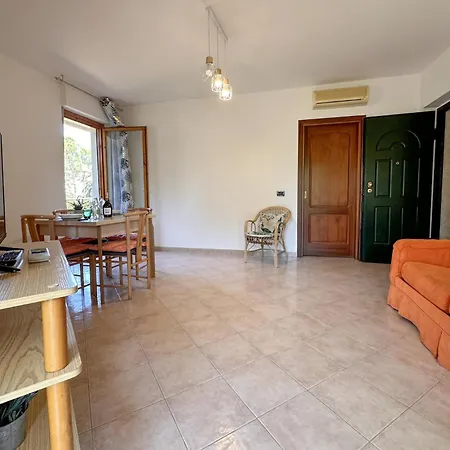 Апартаменты Fronte Mare Con Veranda Orata Альгеро